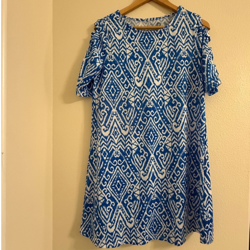 Ruby Rd Blue White Ikat Geometric Cold Shoulder Shift Dress Womens Small